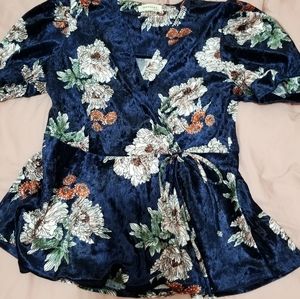 Crushed velvet blouse